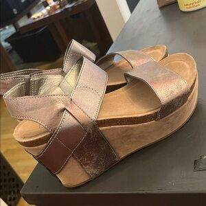 Stylish Women's Platform Sandals